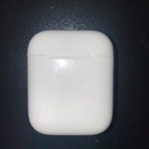 White AirPods Gen 1 used